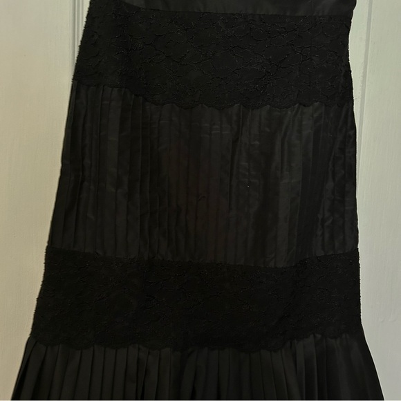 Banana Republic Black Pleated Strapless Lace Dress - Picture 3 of 14
